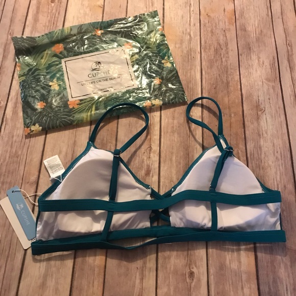 💕👙Cupshe Bikini Top💕👙 - Picture 2 of 6